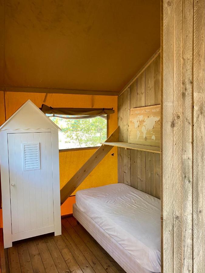 Camping La Kahute - Tente Lodge Au Coeur De La Foret Carcans Exteriér fotografie
