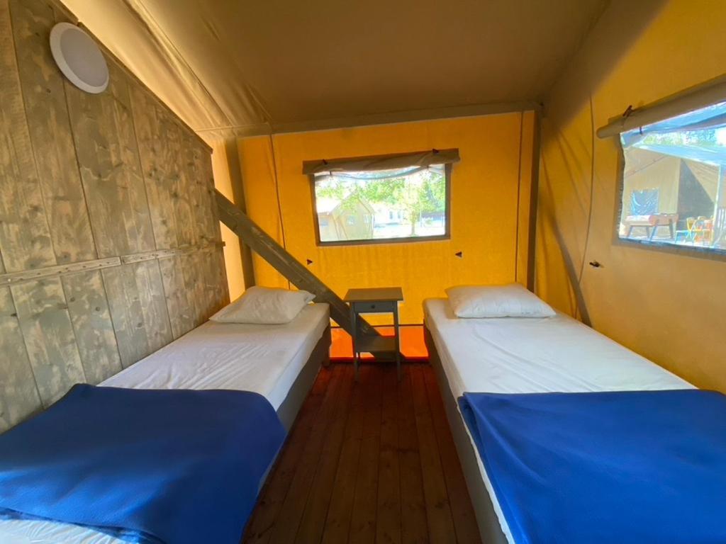 Camping La Kahute - Tente Lodge Au Coeur De La Foret Carcans Exteriér fotografie