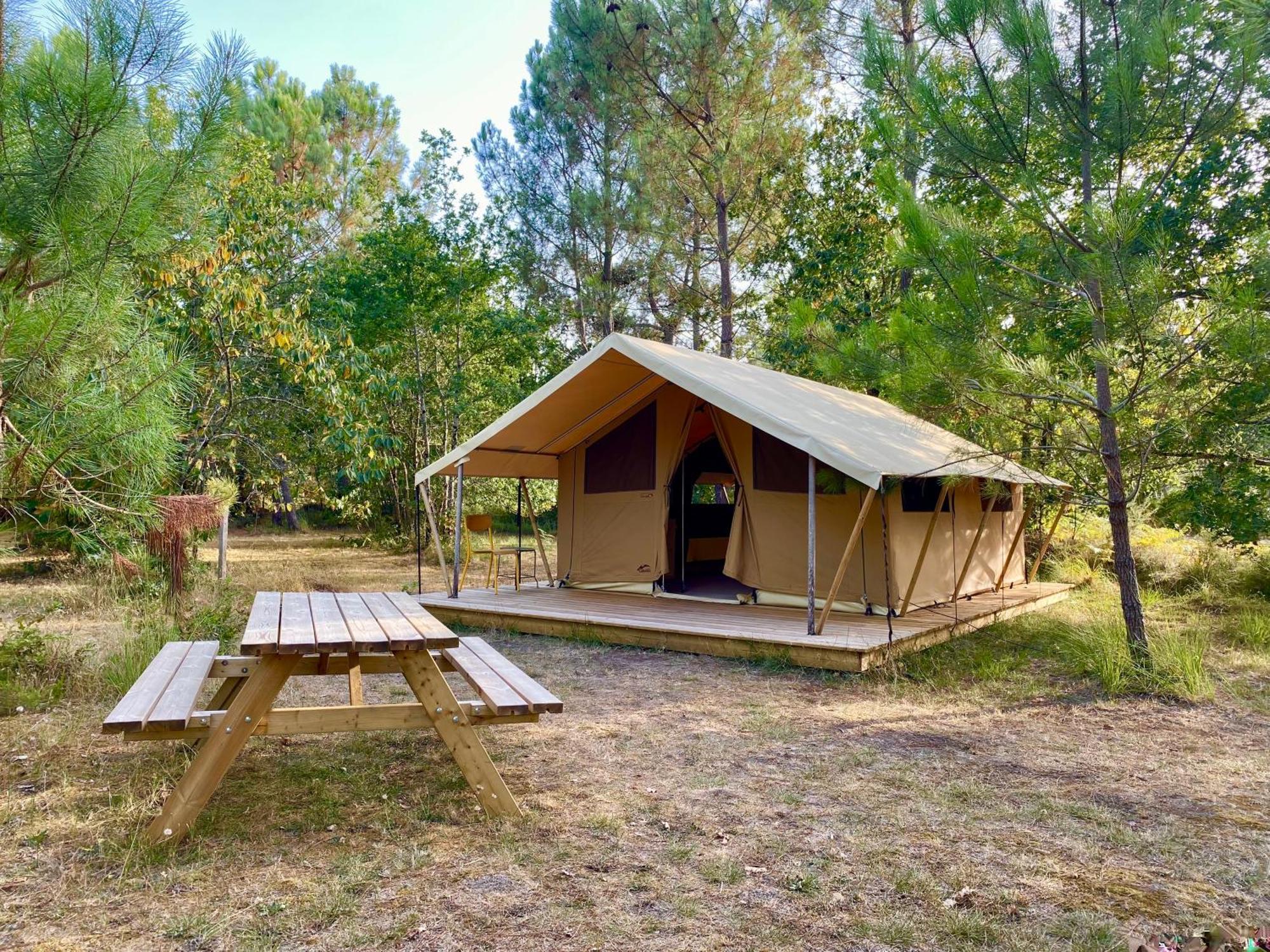 Camping La Kahute - Tente Lodge Au Coeur De La Foret Carcans Exteriér fotografie