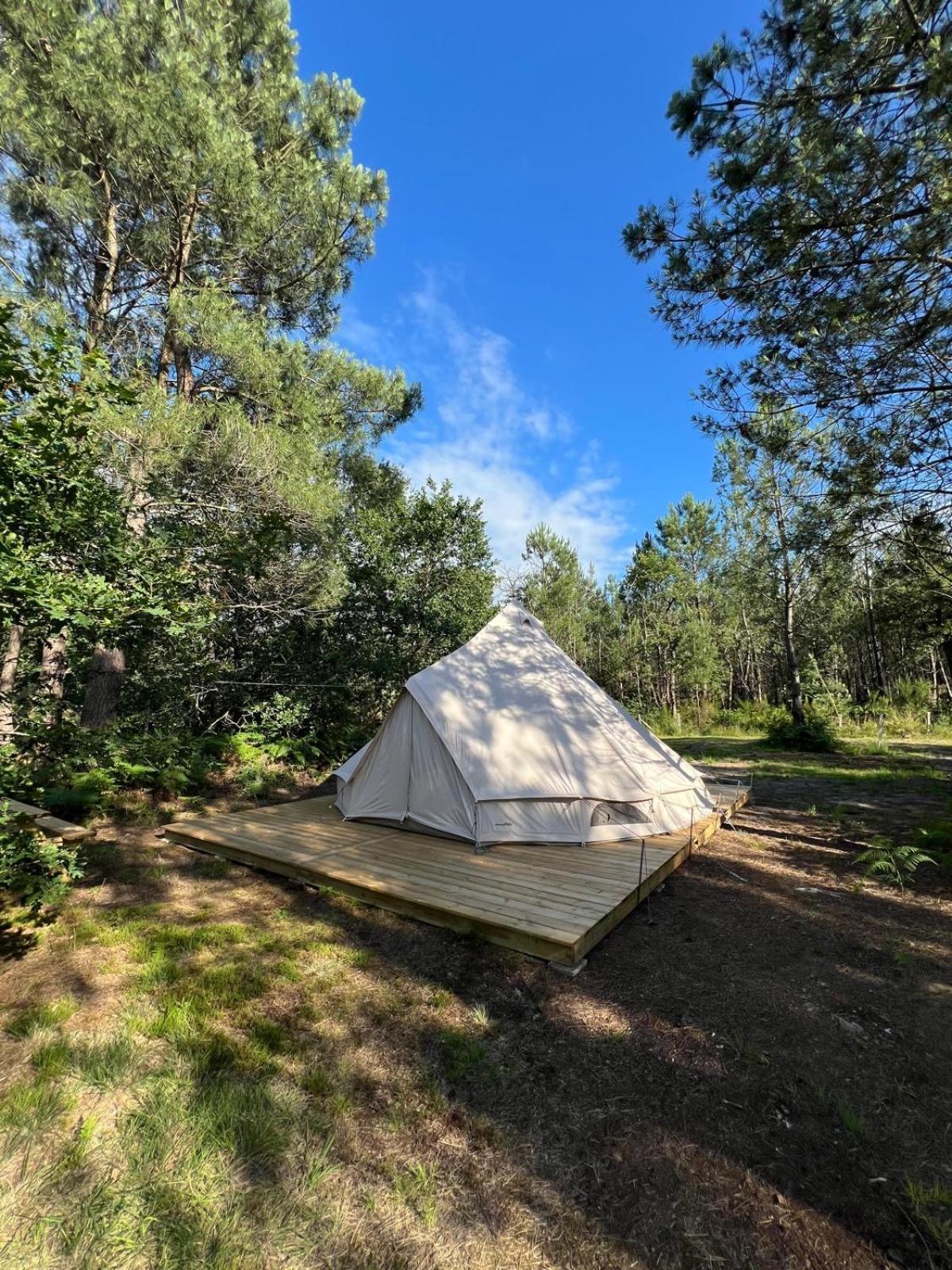 Camping La Kahute - Tente Lodge Au Coeur De La Foret Carcans Exteriér fotografie